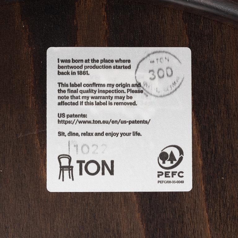 A set of four model '14' chairs, Ton.