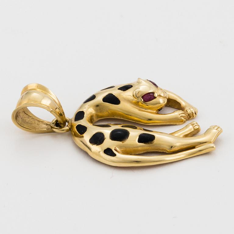 A pendant in the shape of a leopard.