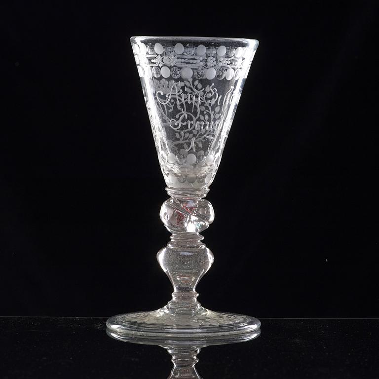 PRAKTPOKAL, glas. Tyskland, 1700-tal.