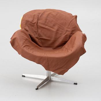 Arne Jacobsen, Armchair, “Swan”, Fritz Hansen, Denmark.