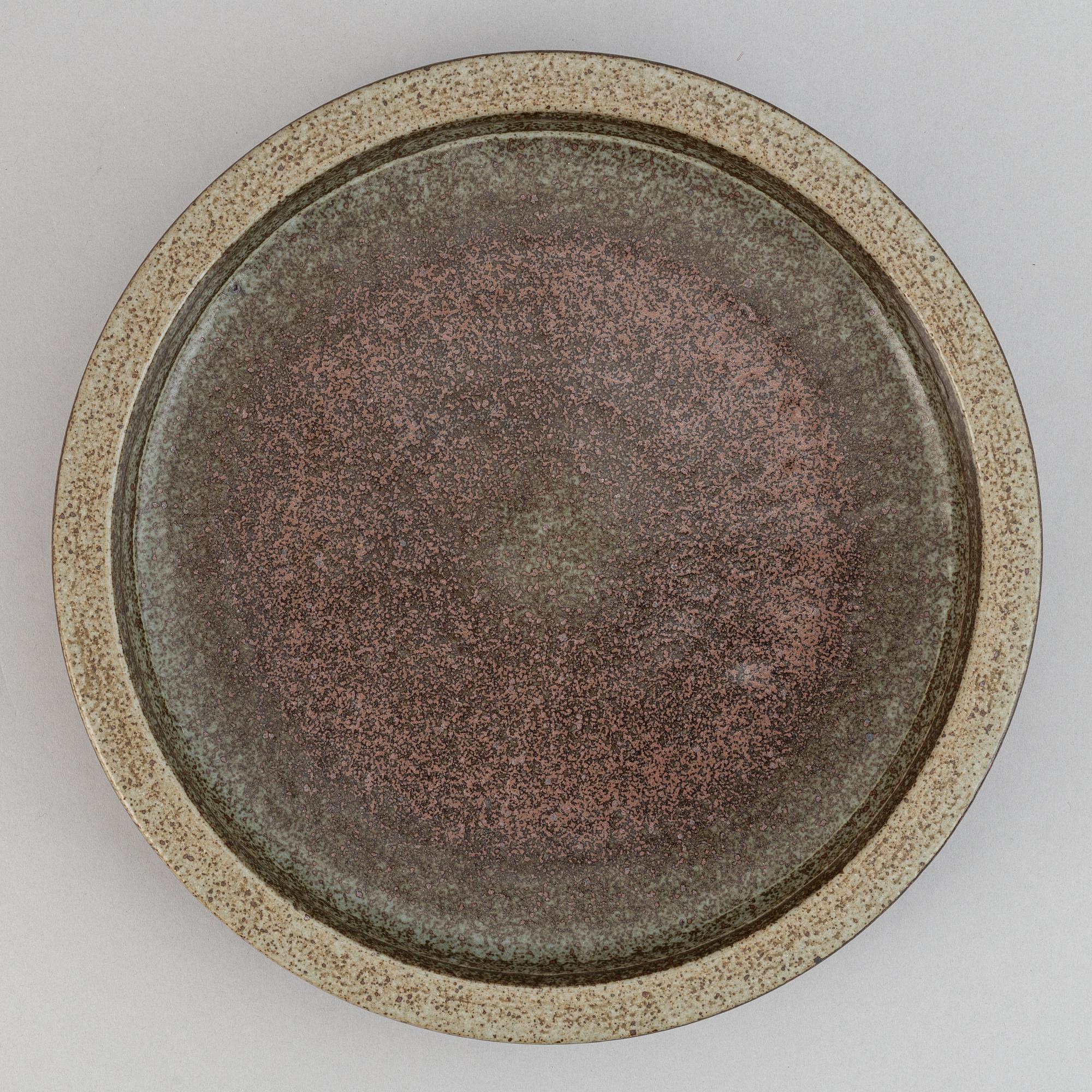 Carl-Harry Stålhane, a set of two stoneware bowls for Rörstrand and a stoneware dish from Palshus, Denmark.
