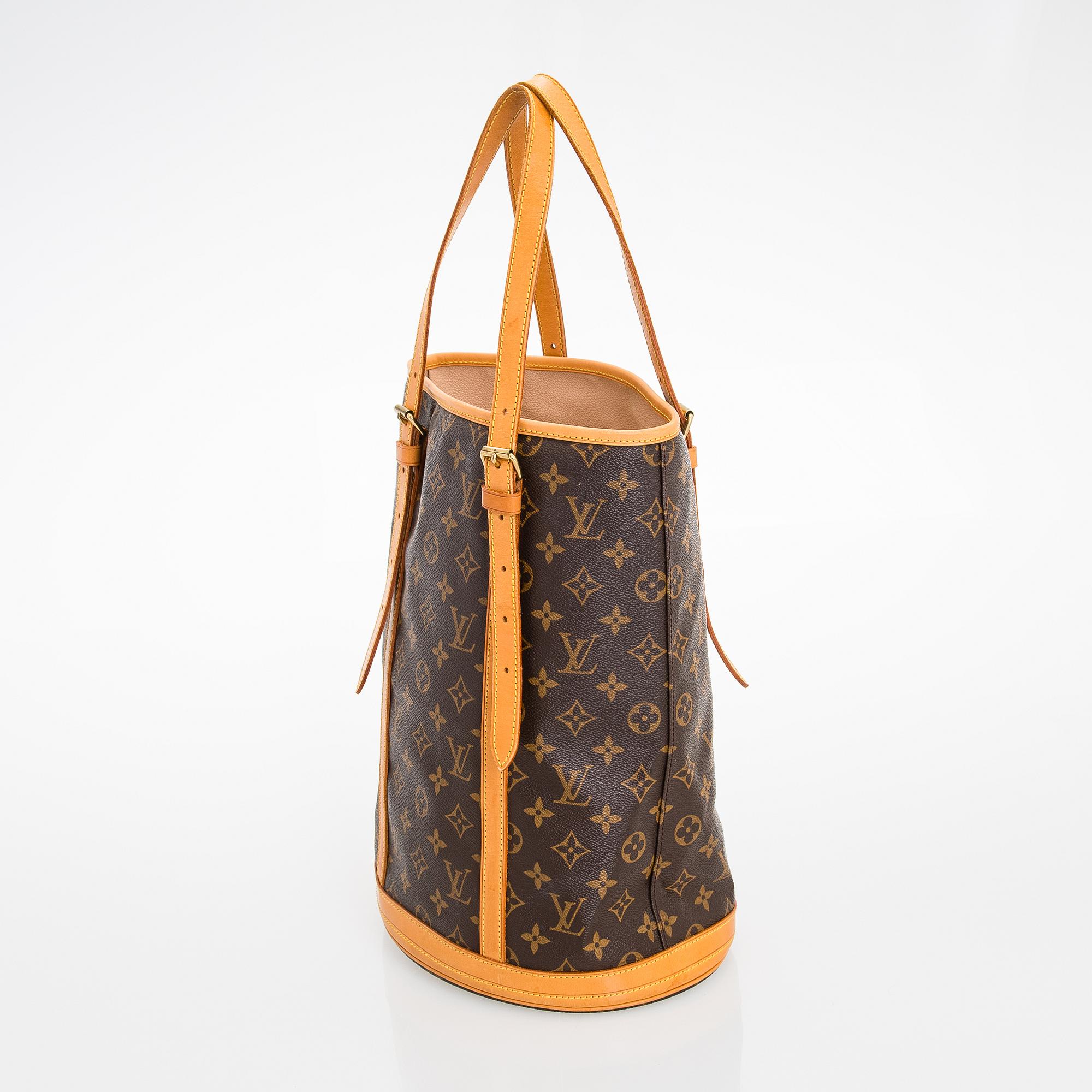 Louis Vuitton, A Monogram 'Bucket' Bag with pochette.