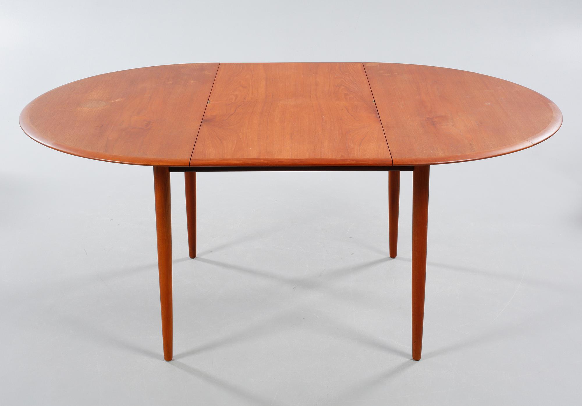 Four chairs and a table, Mogens Kold, 1950/60s.
