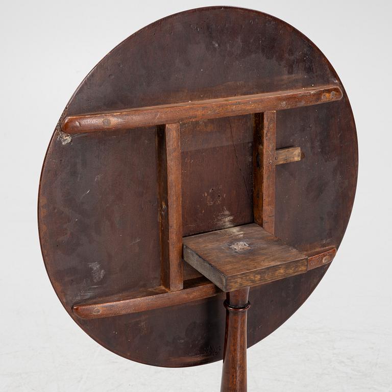 A mahognay side table, 19th Century.