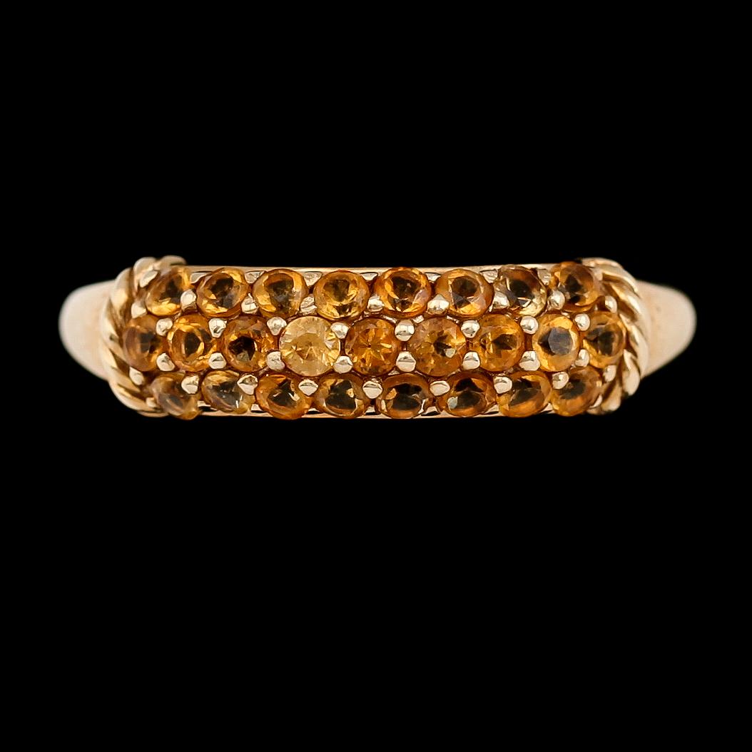 RING, 10K guld och citriner. Total vikt ca 2 g.