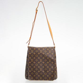 Louis Vuitton, a monogram 'Musette Salsa' Bag.