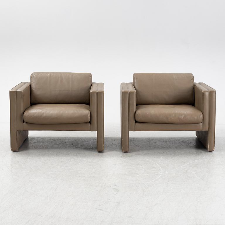 Jürgen Lange,  a pair of 'Studio' leather lounge chairs from Walter Knoll, Germany.