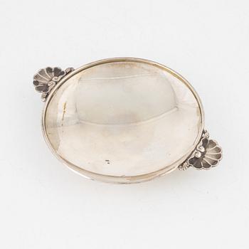 Gundorph Albertus, a sterling silver dish, model 355, Georg Jensen 1945-1977, Copenhagen, Denmark.