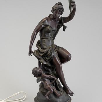 A jugend-style table light.