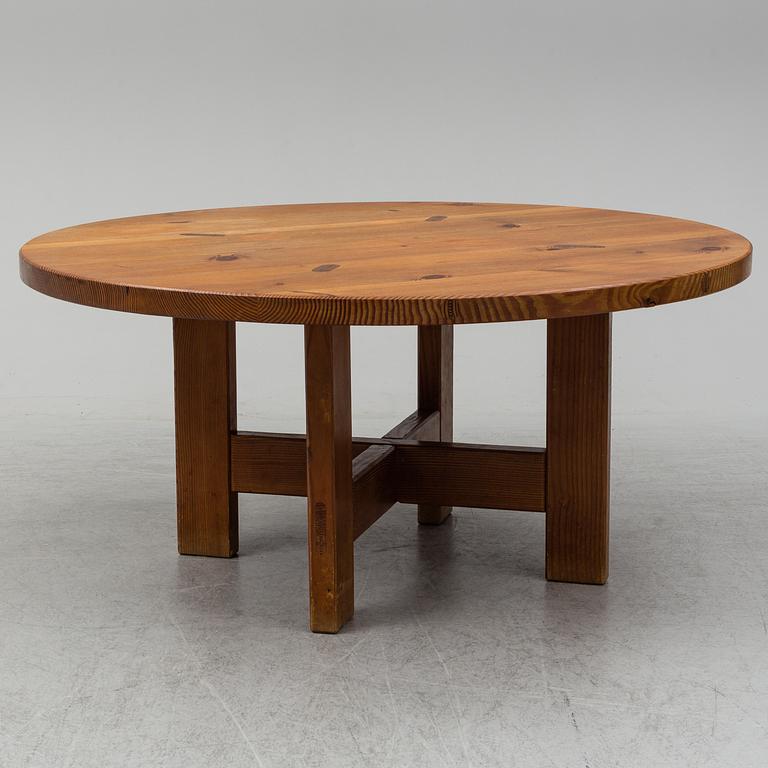 A second half of the 20th century pine dining table by Roland Wilhelmsson.