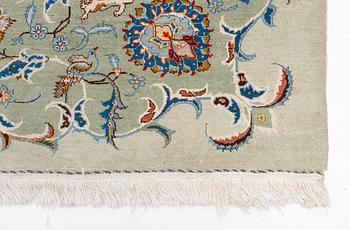 Matta, Keshan, ca 370 x 270 cm.