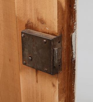 KLÄDSKÅP, 1900-talets första hälft.