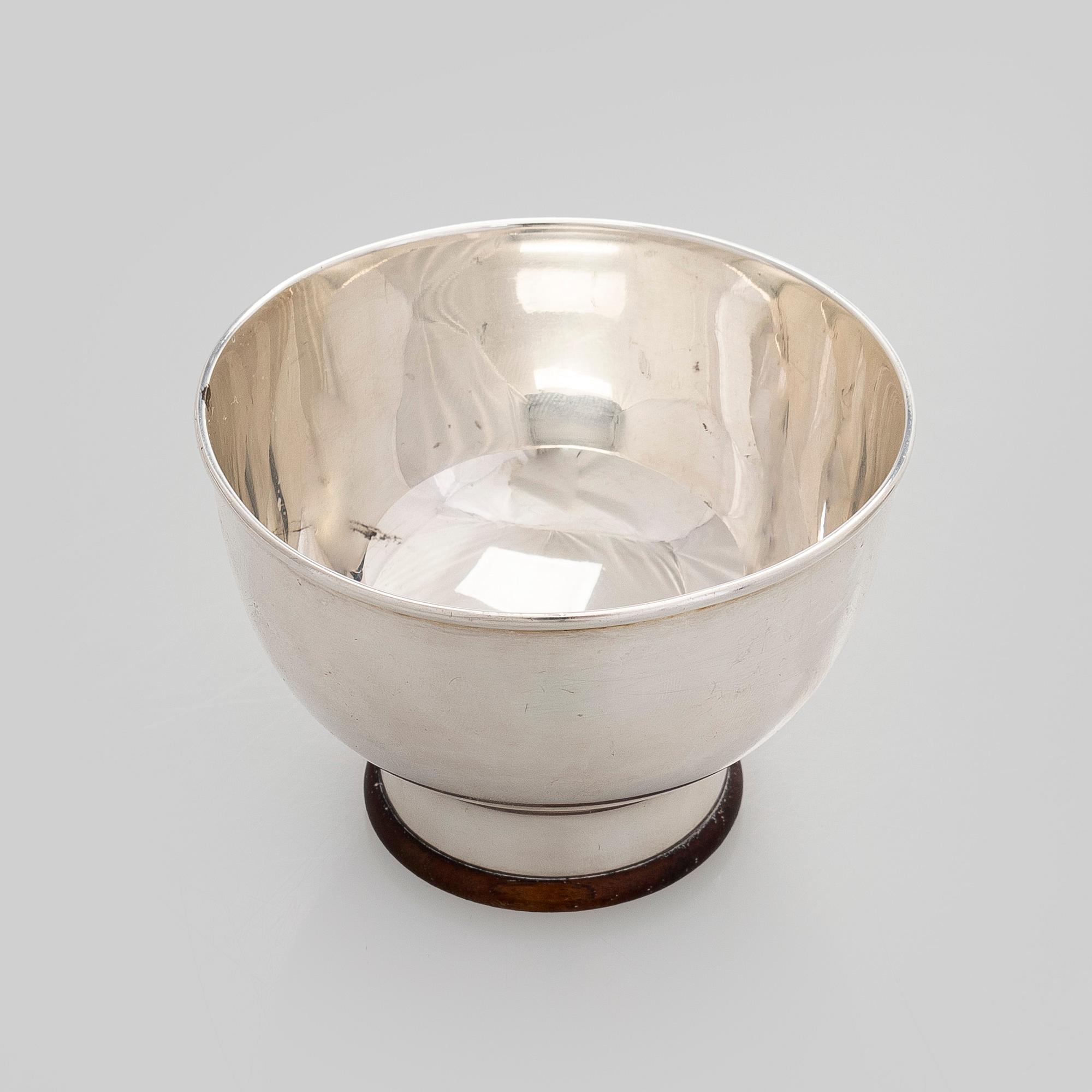 Tapio Wirkkala, a silver and teak cream jug and sugar bowl, Kultakeskus, Hämeenlinna 1959.