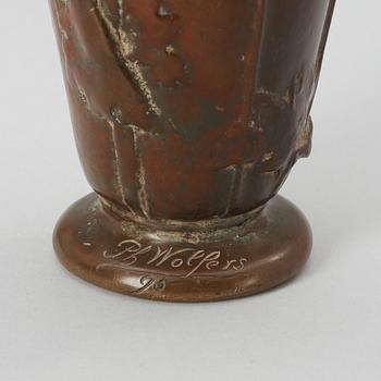 A Philippe Wolfers, bronze vase, 1895.