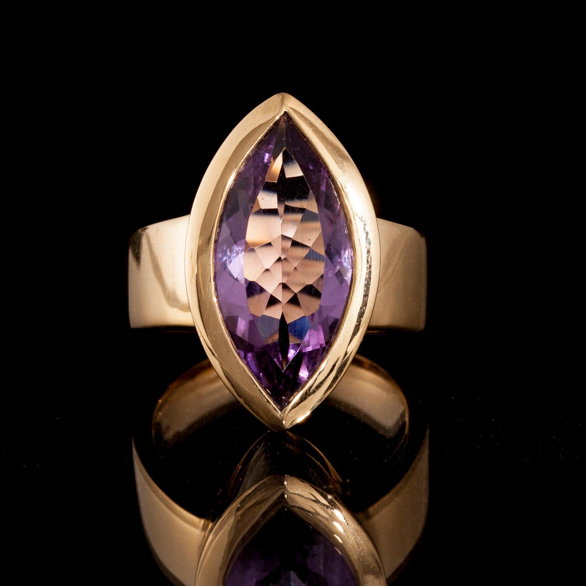 RING.
