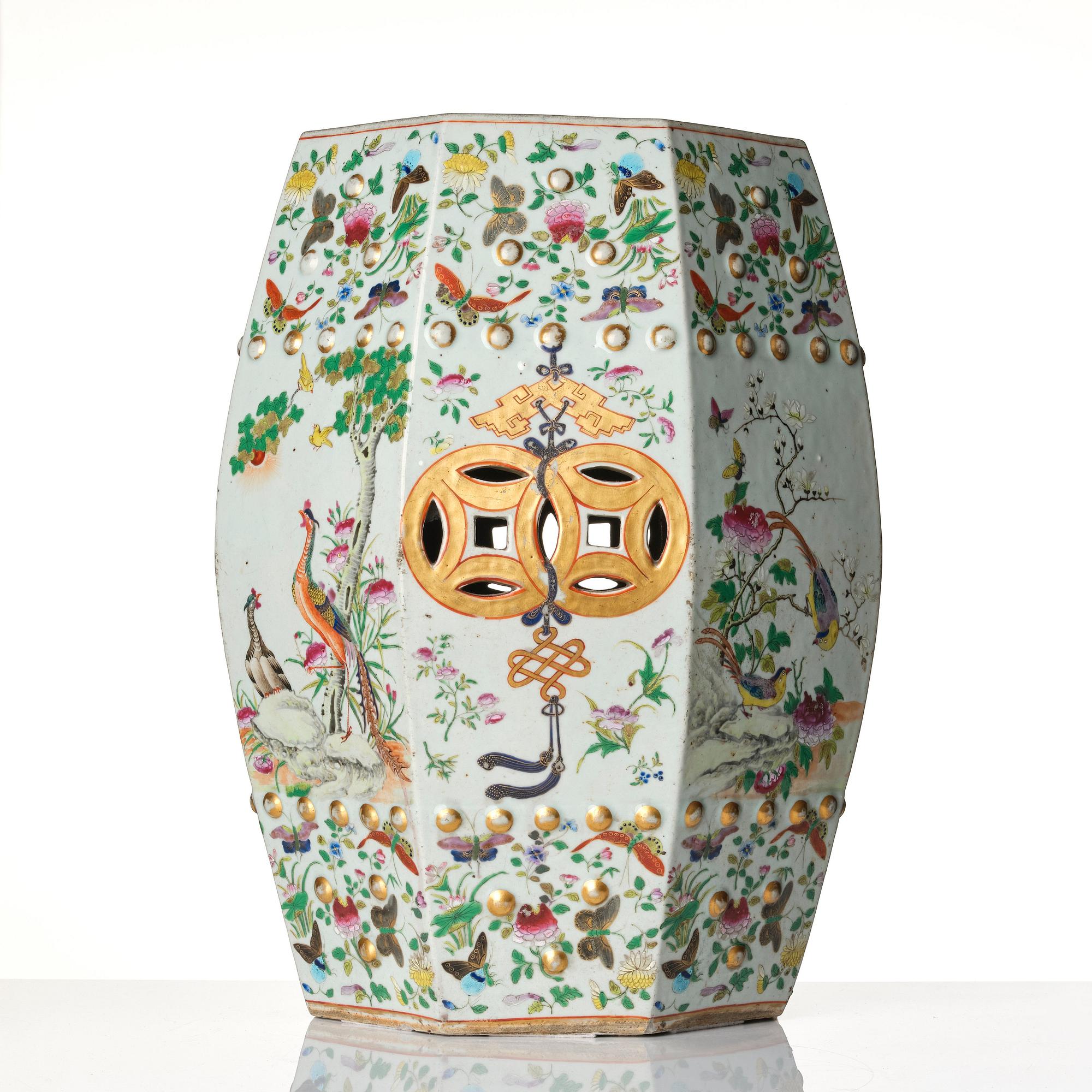 Trädgårdspall, porslin. Qingdynastin, Kanton, 1800-tal.