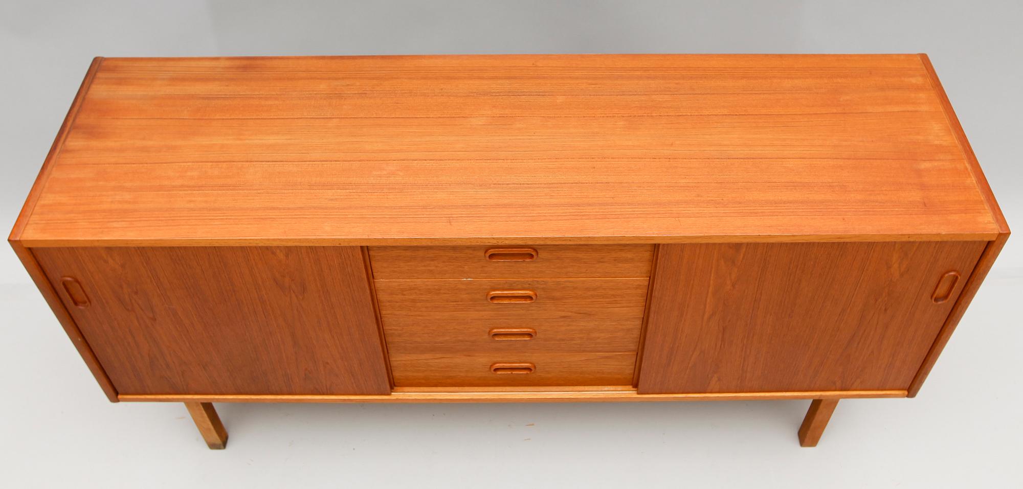 SIDEBOARD, 1900-talets andra hälft.