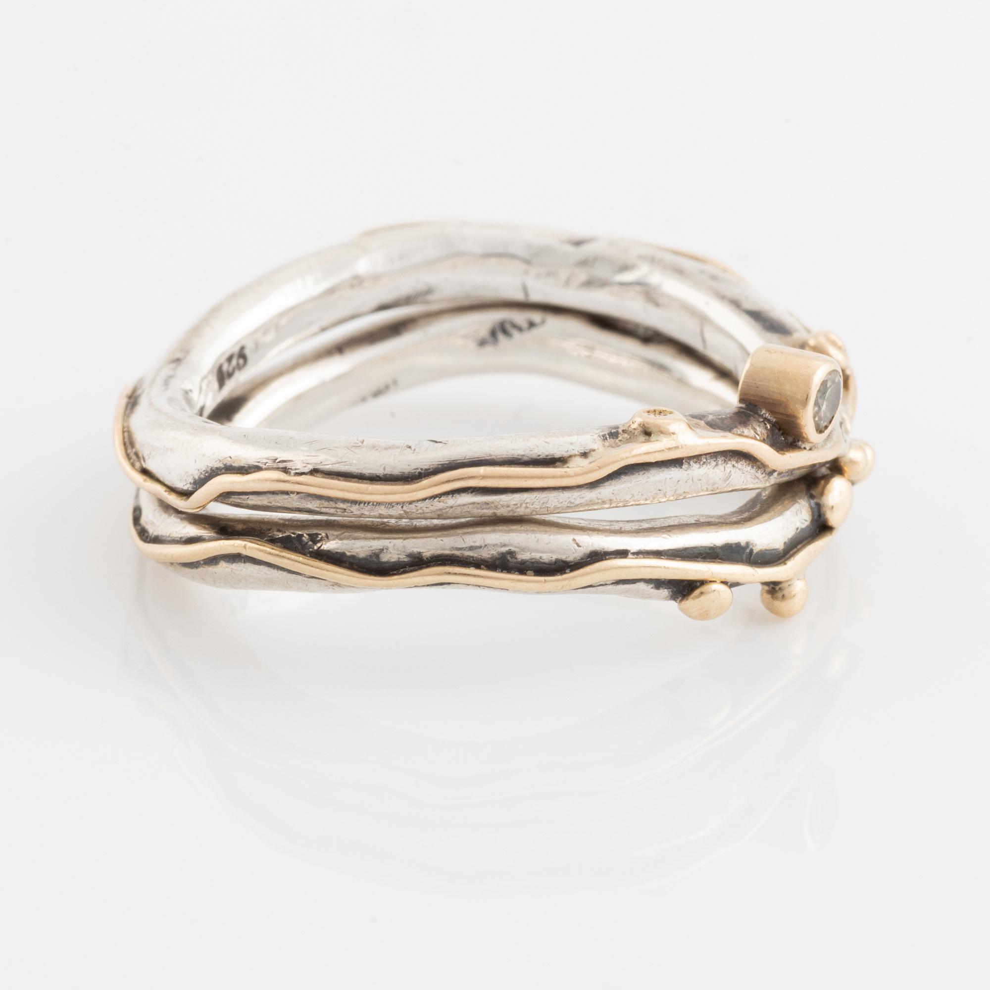 Ringar, By Birdie, två stycken, silver, en med briljantslipad diamant.