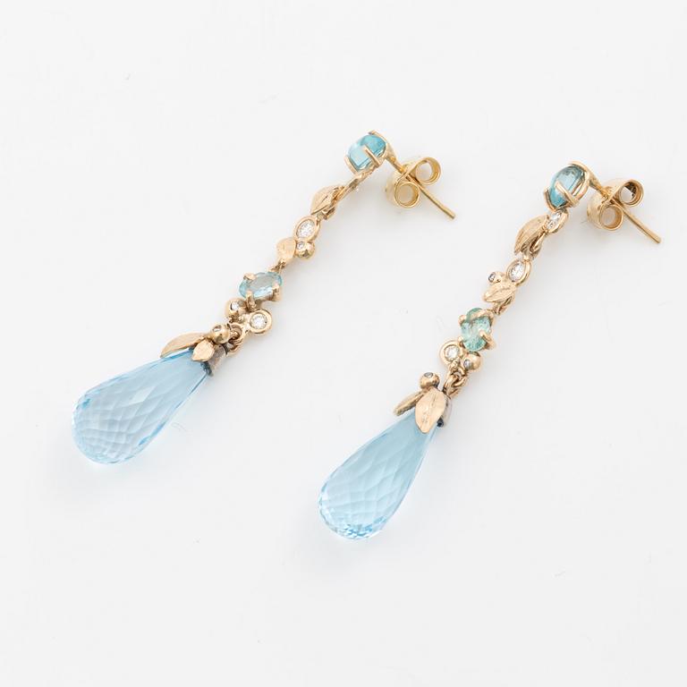 Earrings, Mandelstam, 18K gold with briolette-cut topazes, apatite and brilliant-cut diamonds.