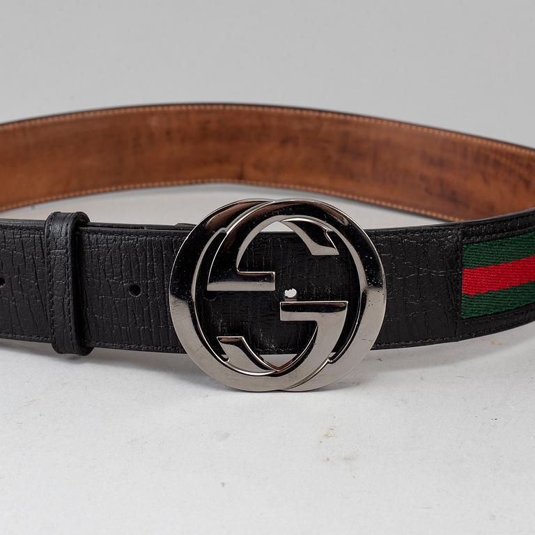 GUCCI, a belt + a calendar case.