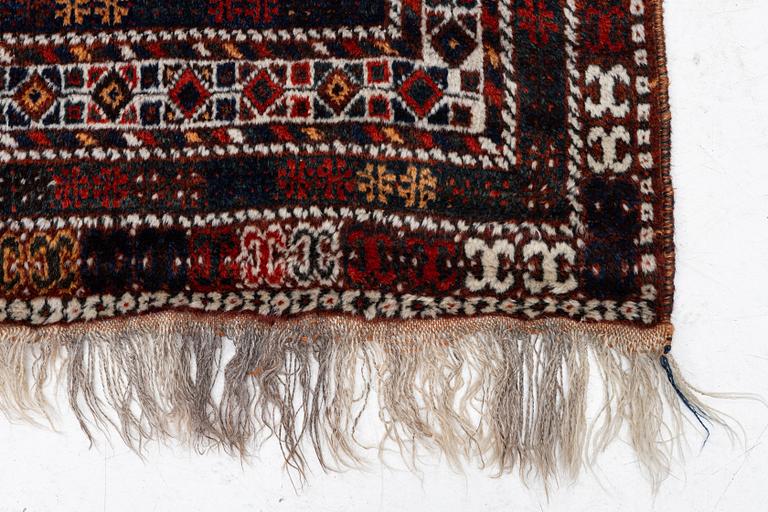 Carpet, approx. 315 x 210 cm.