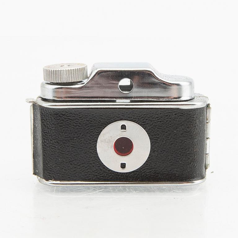 A Japanese 1950s subminiature camera with film.