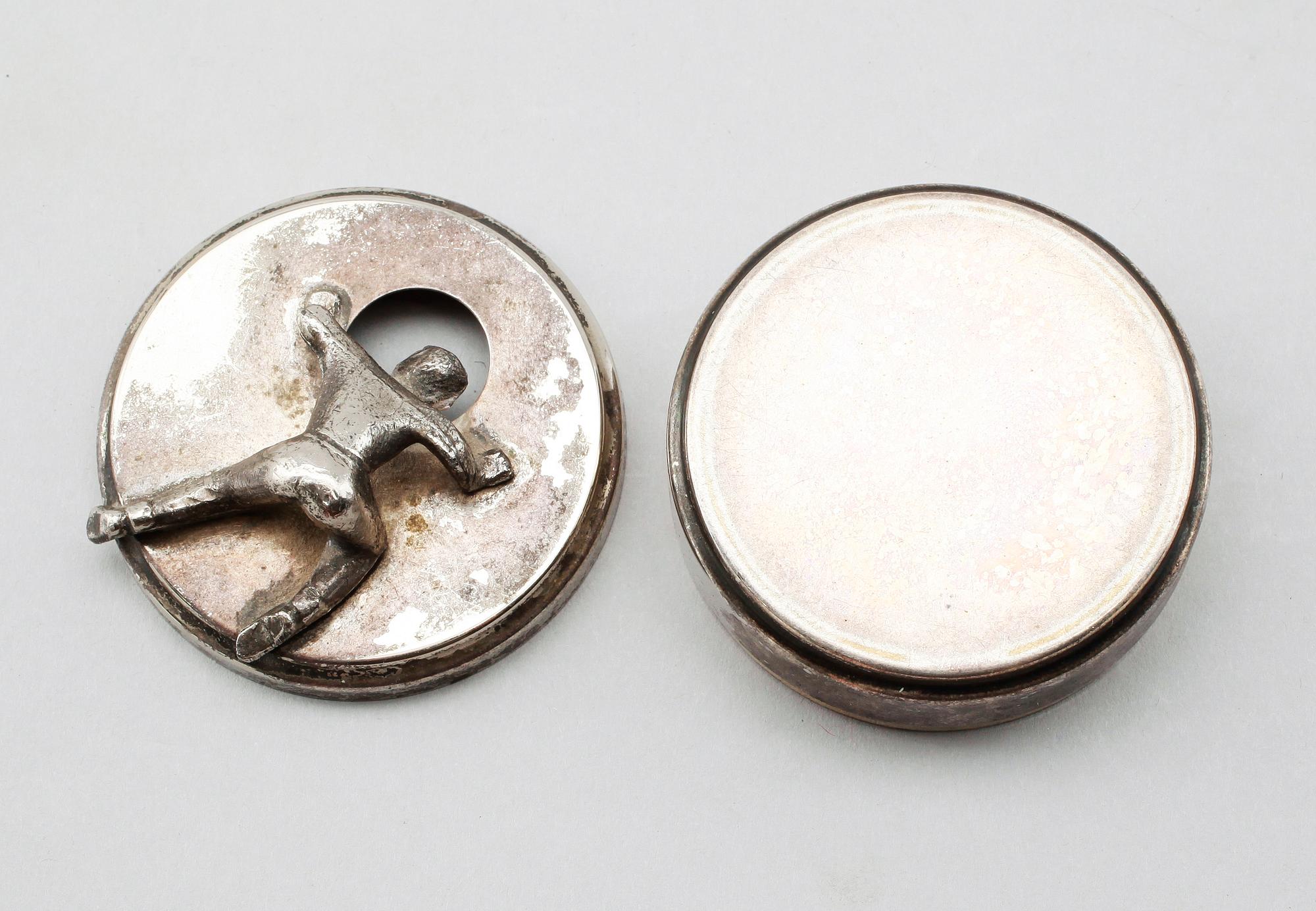 MANSCHETTKNAPPSASK, nysilver, Widerholm & Dahlberg, Eskilstuna, 1900-tal.