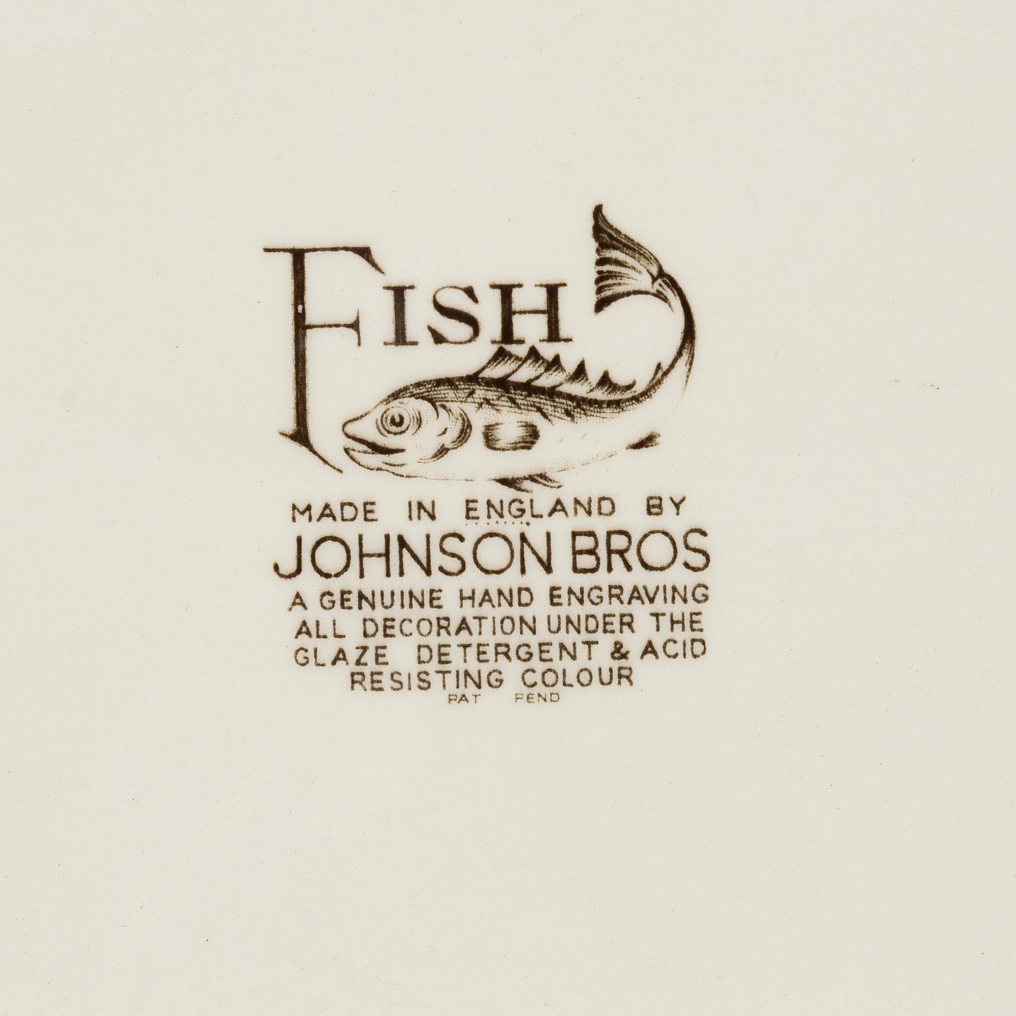 A 20-piece 'Fish' creamware serivice, Johnson Bros, England.