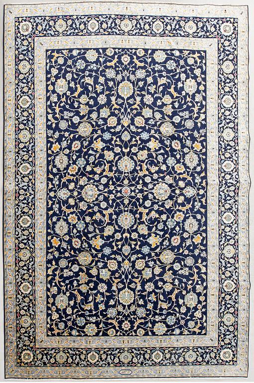 Matta, Keshan, signerad Ghafori, 269x370 cm.