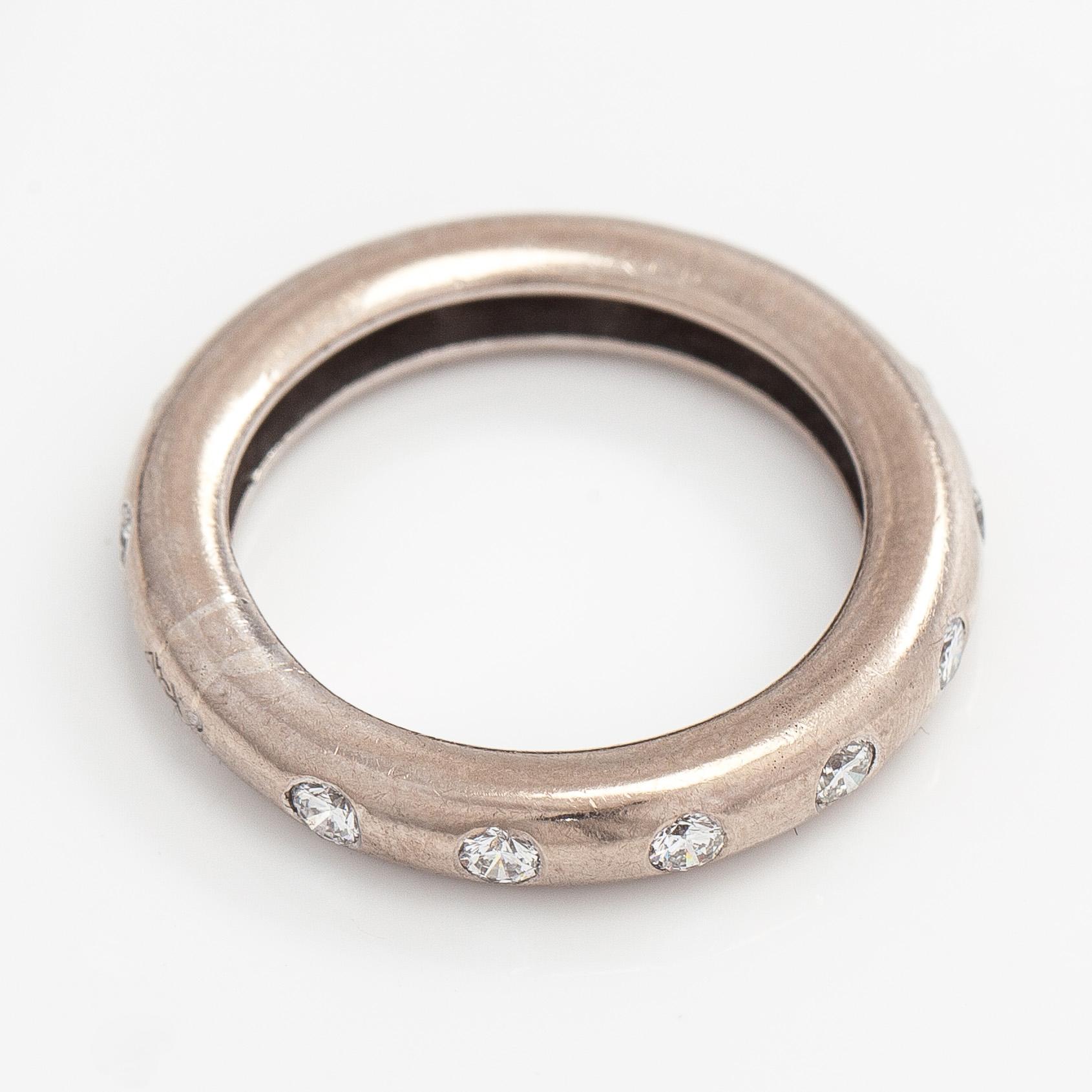 Ring, briljantslipade diamanter, 18K vitguld.
