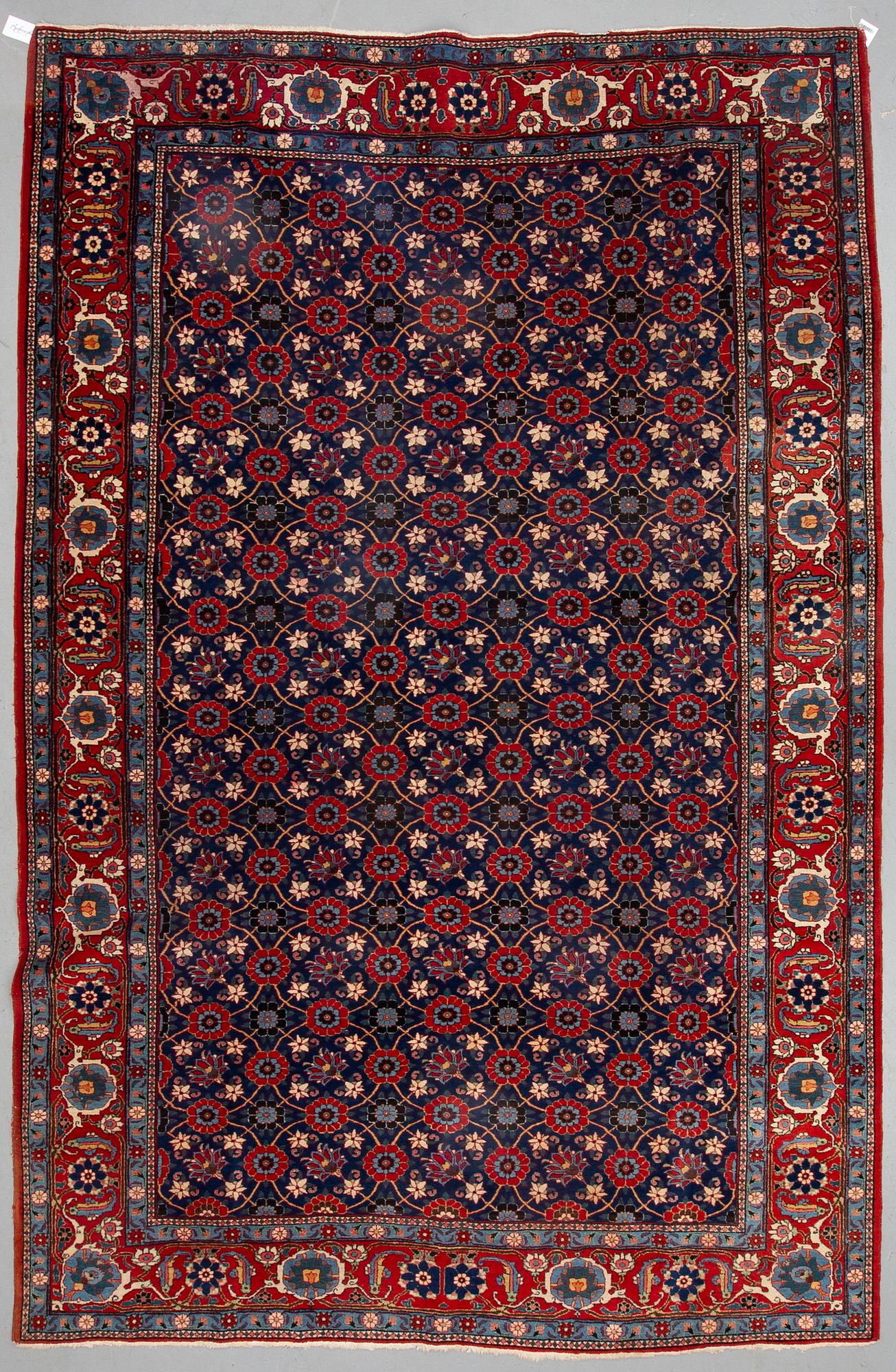A semi-antique Veramin 325 x 212 cm.