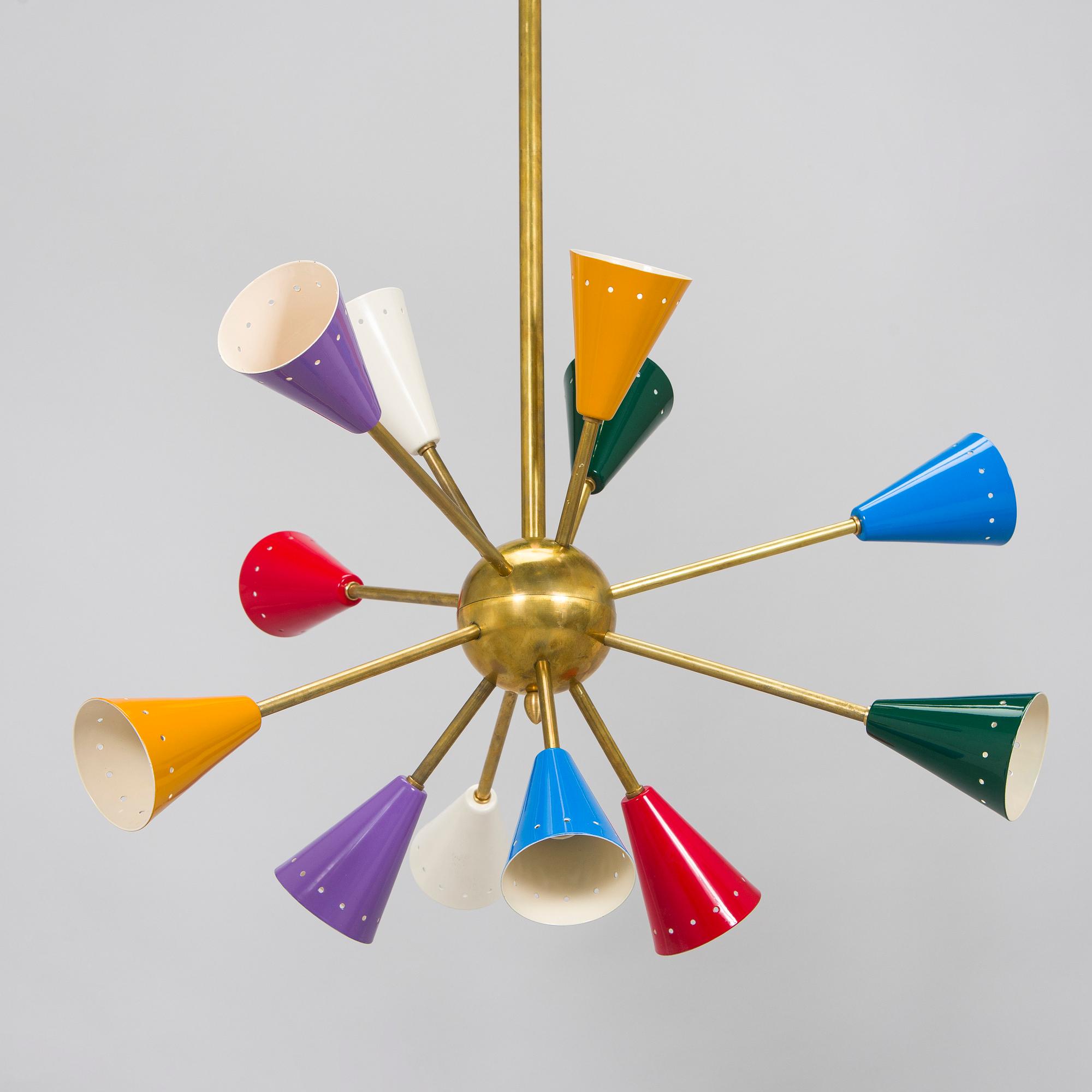 Kattovalaisin, sputnik-malli, Italia.