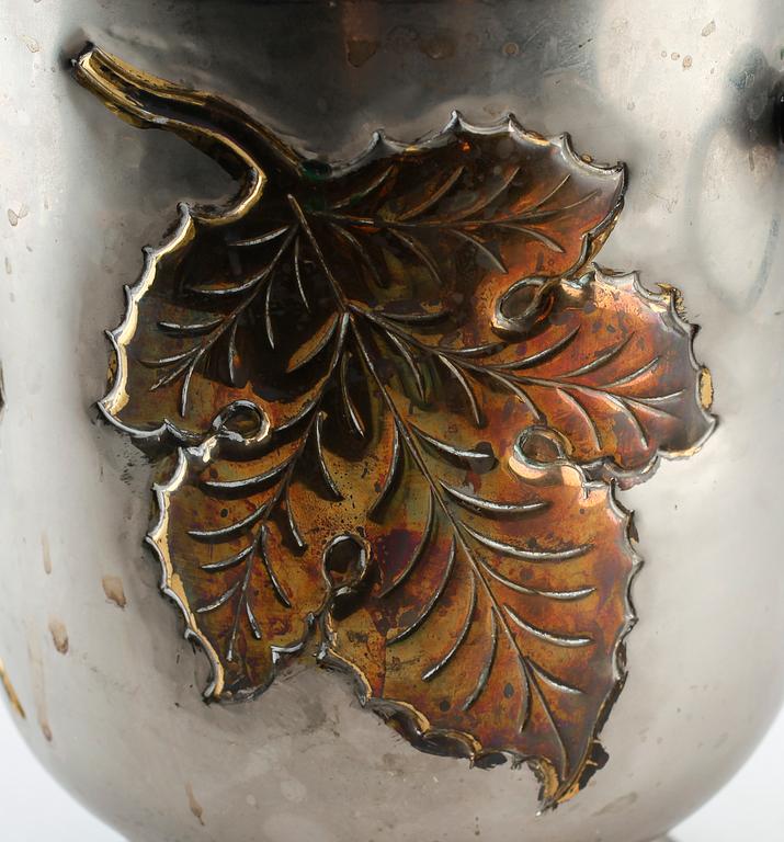 CHAMPAGNEKYLARE, brons, 1900-talets första hälft.