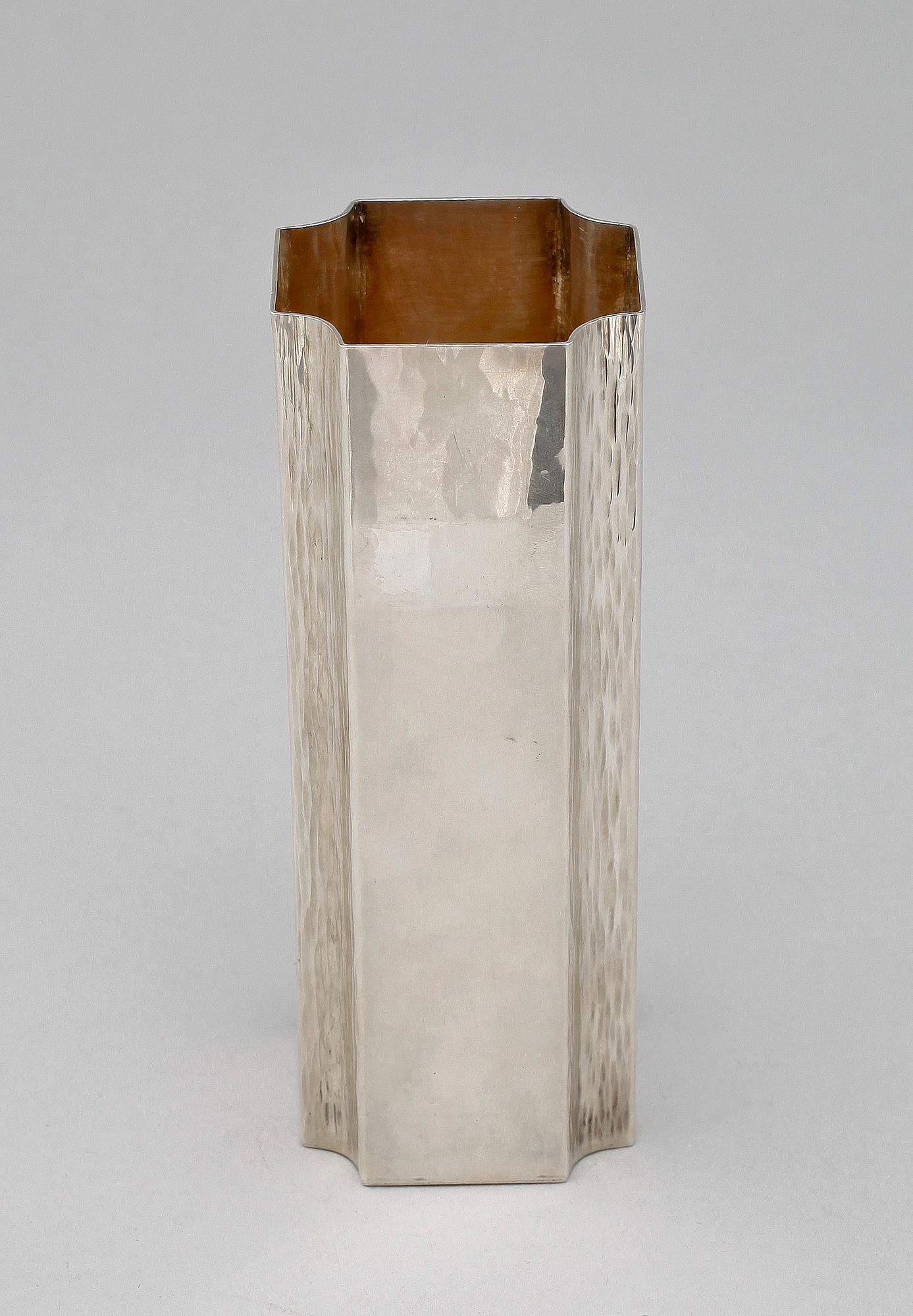 VAS, silver, Jan Lundgren, Stockholm, 1979. Vikt ca. 224g.