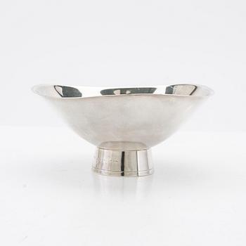 Gustaf Jansson, bowl, silver, C. G. Hallberg, Stockholm, 1959.