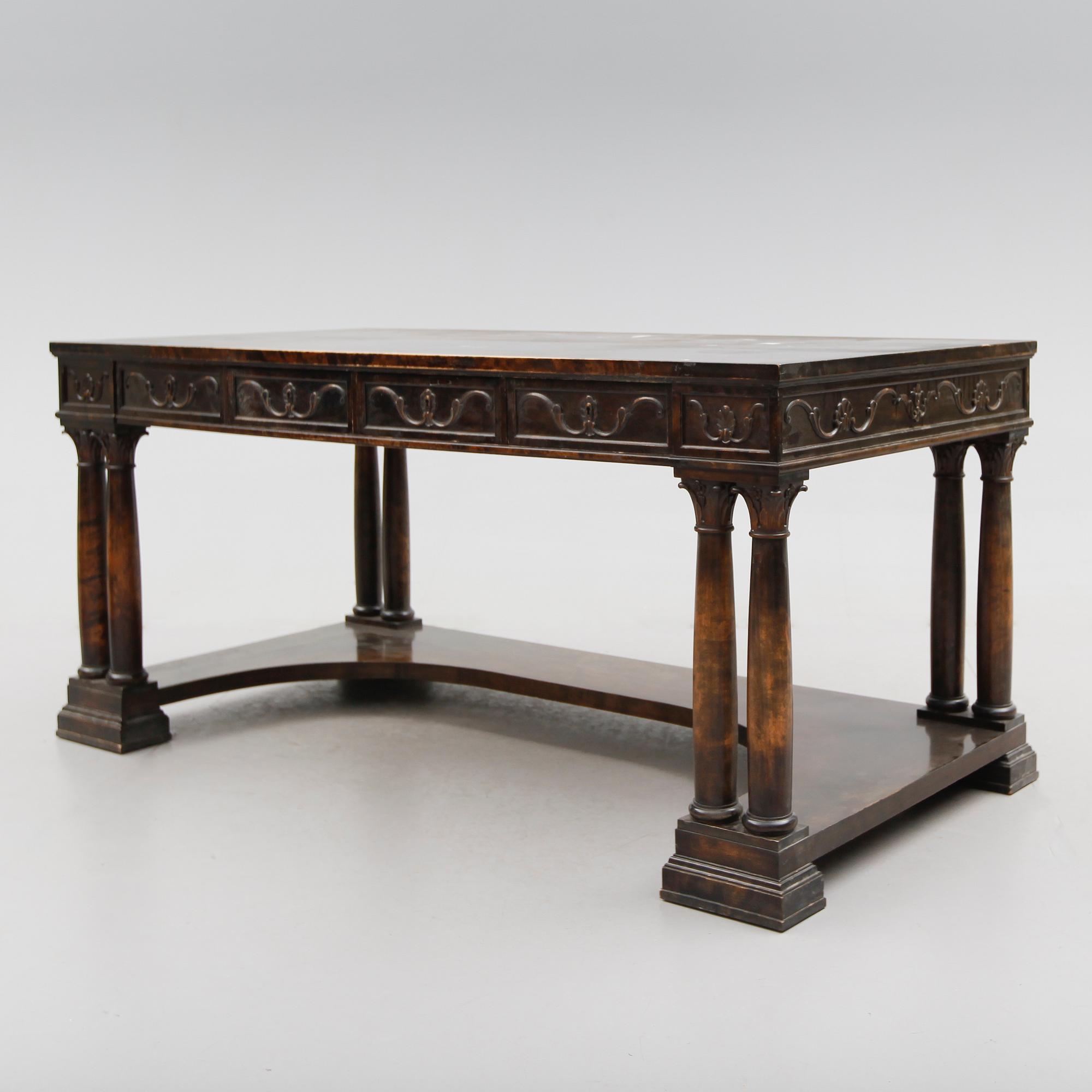 SKRIVBORD, 1900-talets första hälft.