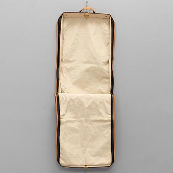 Hermès  Evergrain Garment Bag.