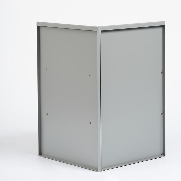 Donald Judd, a "Corner Chair No 15", Lehni, Switzerland, 1989.