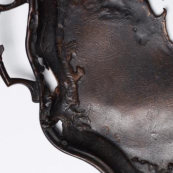 Fernandez Arman, Bricka med teservis ur serien "Burned furniture".