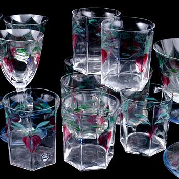 GLASSERVIS, 29 delar "Maja", Eva Englund, Orrefors, sent 1900-tal.