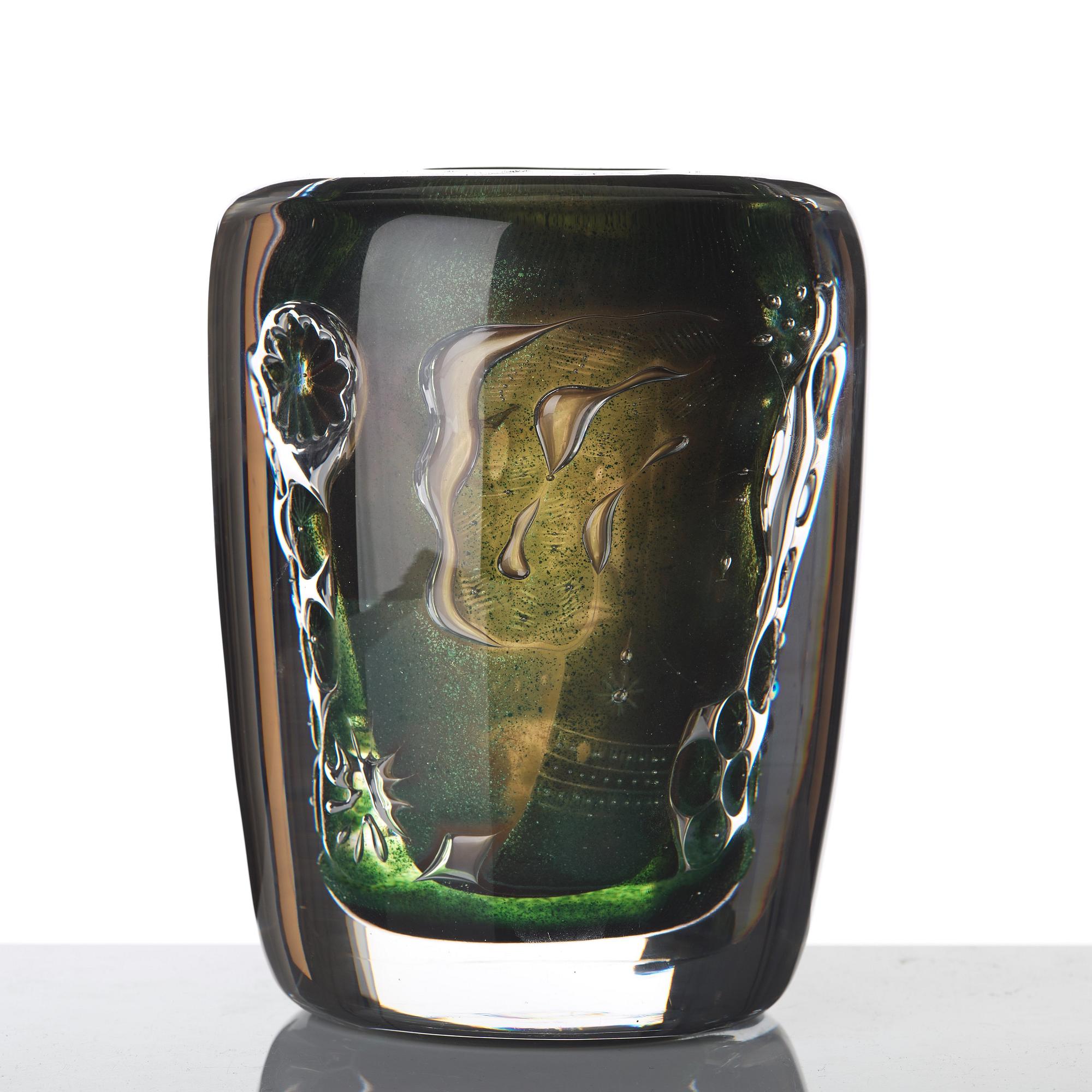 Edvin Öhrström, an "ariel" glass vase, Orrefors 1951, nr 1421E.