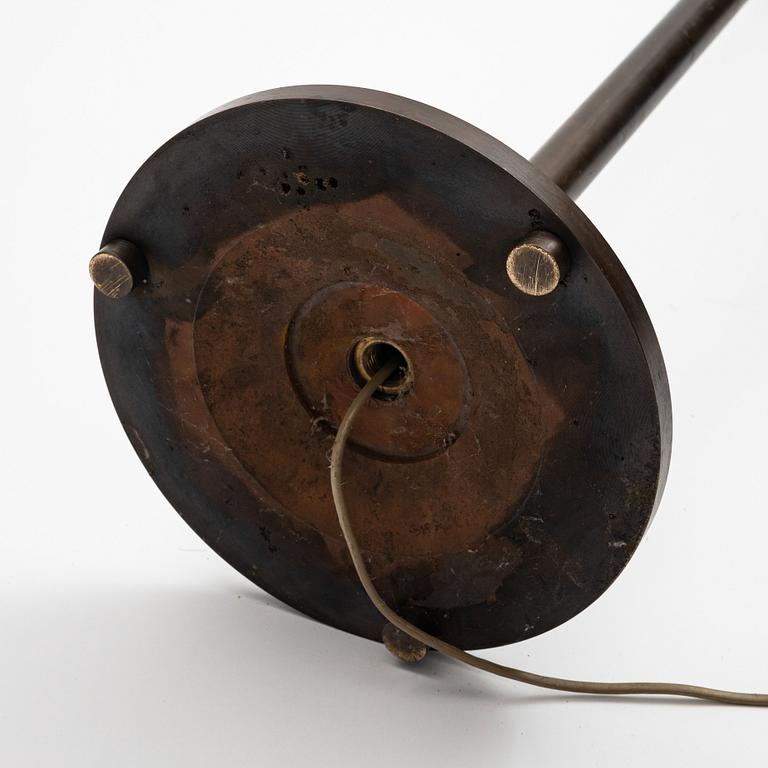 Poul Henningsen, golvlampa, "PH-80", Louis Poulsen, Danmark, 1900-talets mitt.
