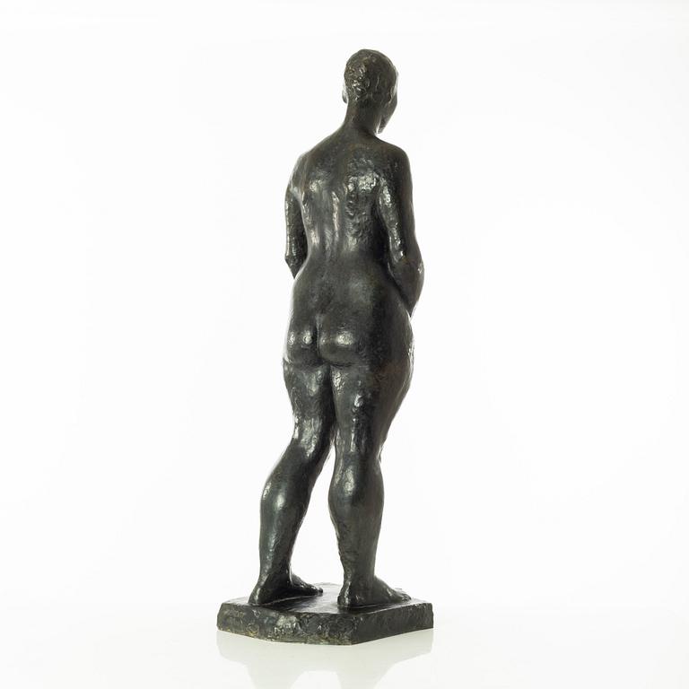 Gudmar Olovson, skulptur. Signerad. Numrerad. Gjutarstämpel. Brons, höjd 76 cm, längd 23 cm.