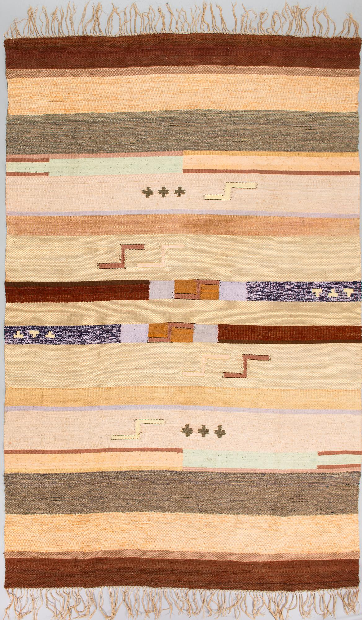 Elsa Kallio, matto, Kotilieden aitta, 1930-luku. Ca 330 x 205 cm.