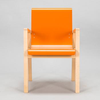 Alvar Aalto, karmstol modell 403, Artek.