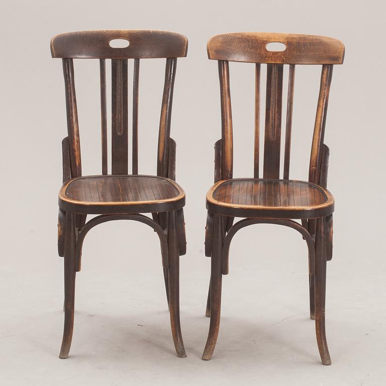 STOLAR, 4 + 2, bl a  Luis Suay, Fabrica de Musebles Curvados Valencia.