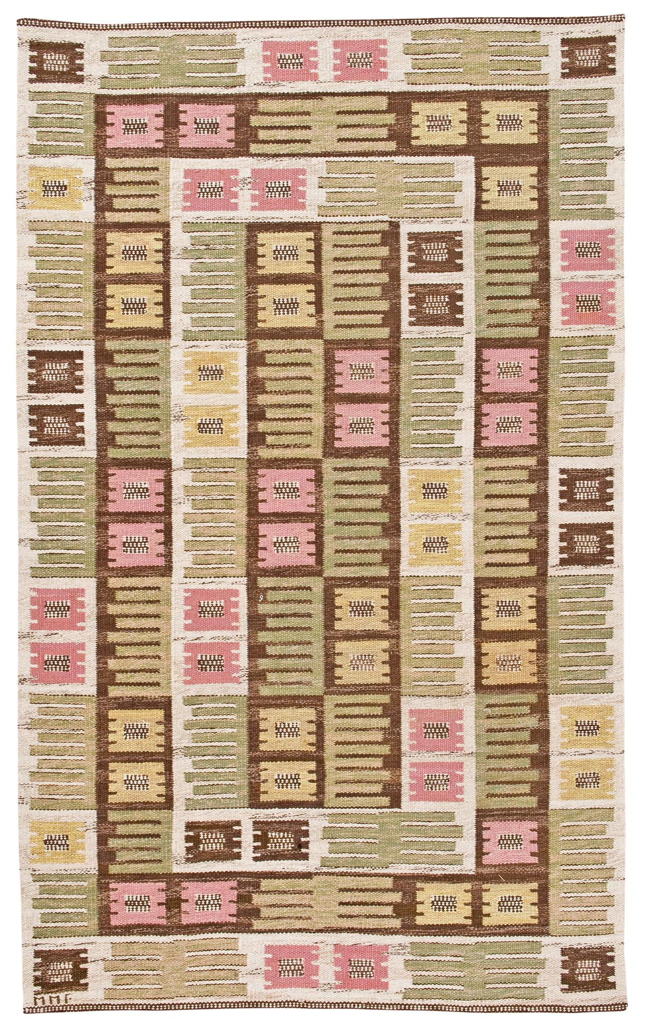MATTA. "Nyponblomman". Rölakan. 251,5 x 152 cm. Signerad MMF (Märta Måås-Fjetterström).