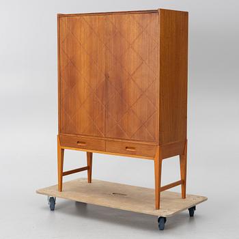 Eric Johansson, A model 381 cabinet, Abrahamssons Möbelfabrik.