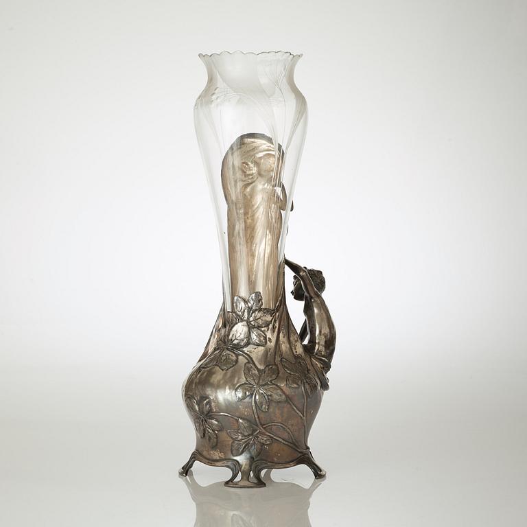 An Art Nouveau Würtembergische Metallwarenfabrik vase, Germany, ca 1900.