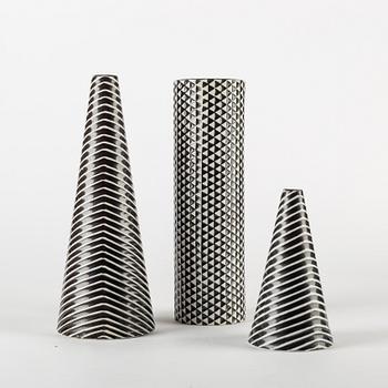 Stig Lindberg, a set of three stoneware 'Domino' vases, Gustavsberg.